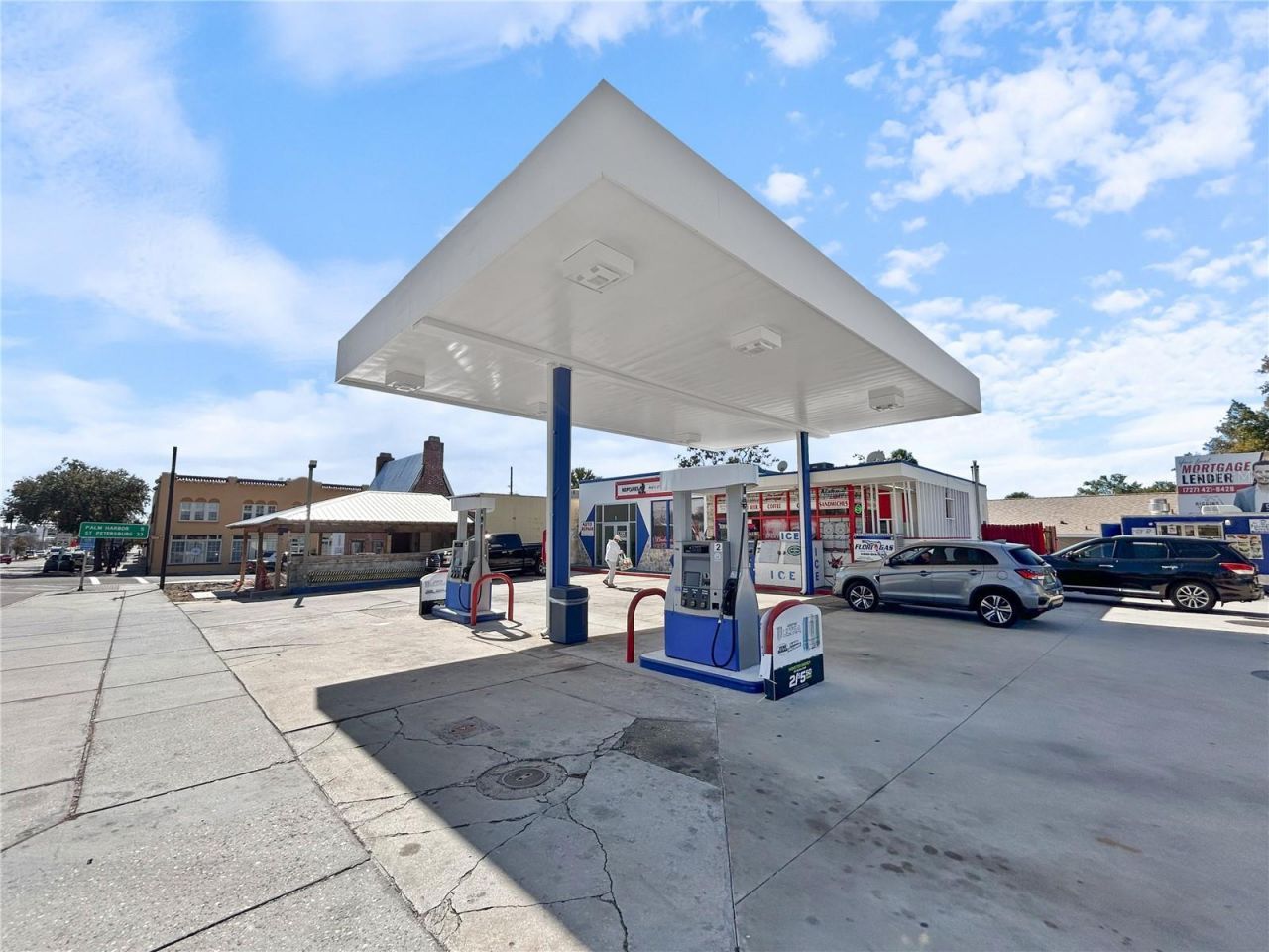 4 S Pinellas Avenue, Tarpon Springs, FL 34689 Photo