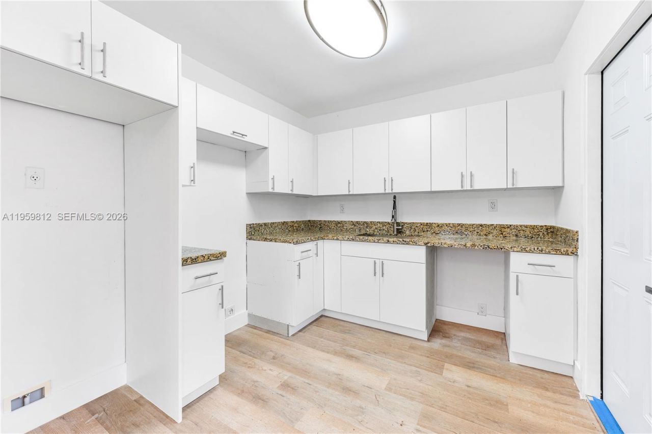 1110 NW 129th St, North Miami, FL 33168 Photo