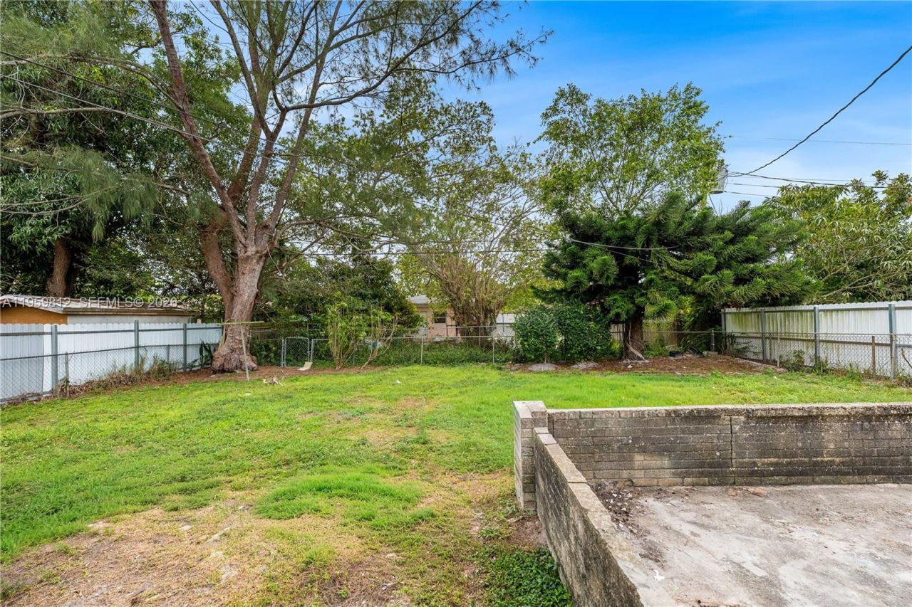 1110 NW 129th St, North Miami, FL 33168 Photo