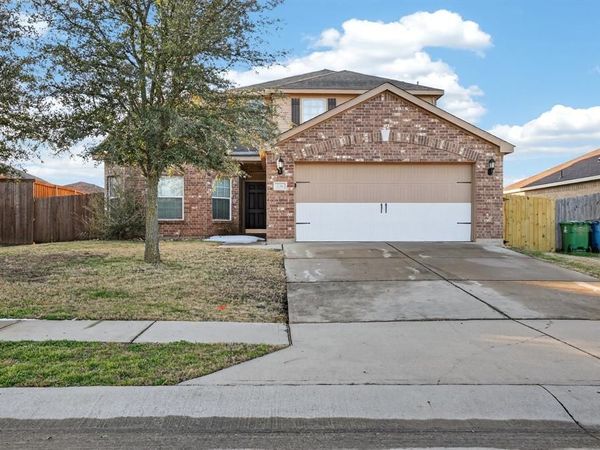 136 Eider Drive, Sanger, TX 76266