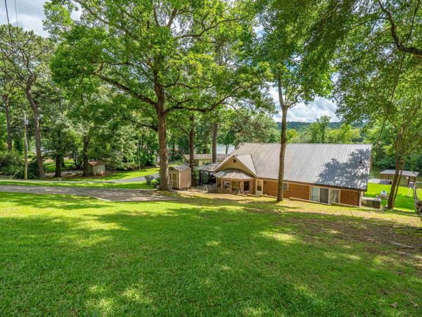 563 Kirschwood Dr Drive, Hot Springs, AR 71913