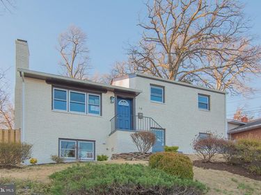 14 N MONTAGUE STREET, ARLINGTON, VA 22203