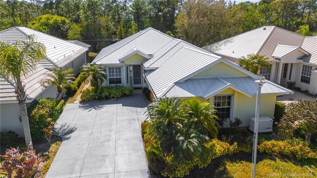 9421 Poinciana Court, Fort Pierce, FL 34951 Photo