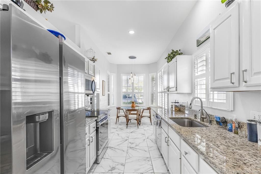 9421 Poinciana Court, Fort Pierce, FL 34951 Photo