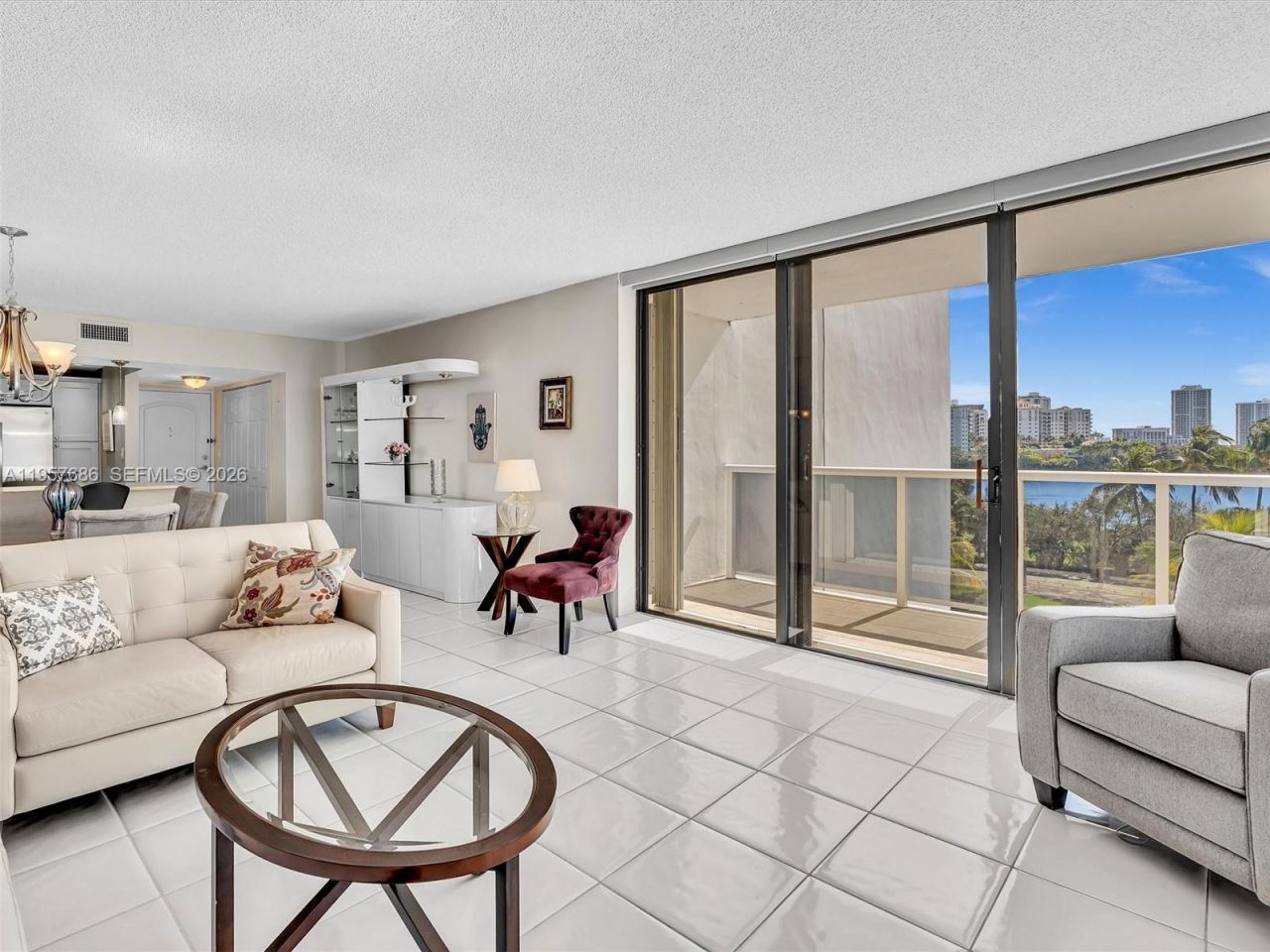 3675 N Country Club Dr, Unit 609, Aventura, FL 33180 Photo