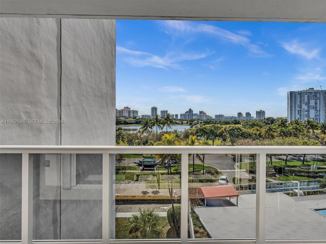 3675 N Country Club Dr, Unit 609, Aventura, FL 33180 Photo