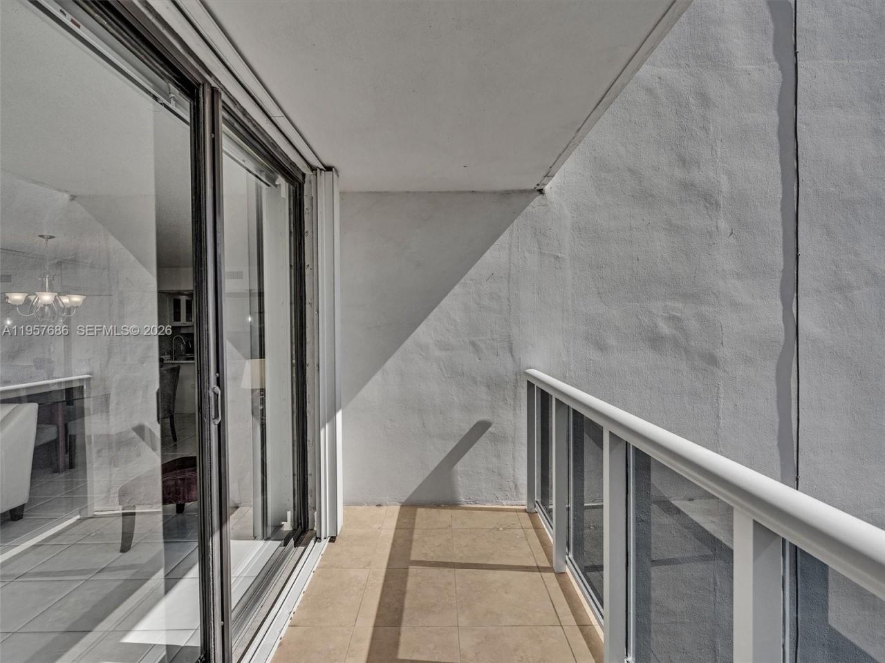 3675 N Country Club Dr, Unit 609, Aventura, FL 33180 Photo