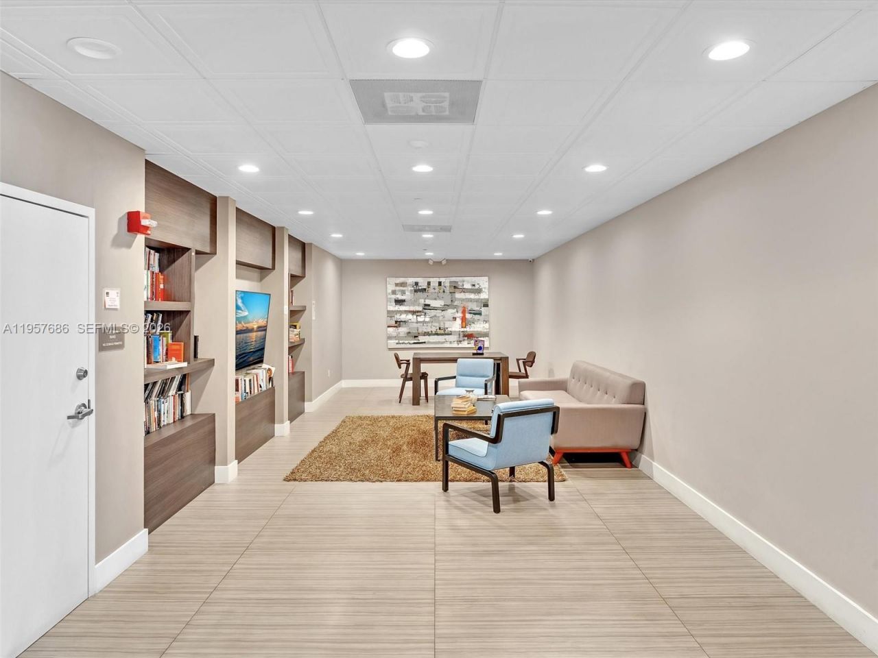 3675 N Country Club Dr, Unit 609, Aventura, FL 33180 Photo