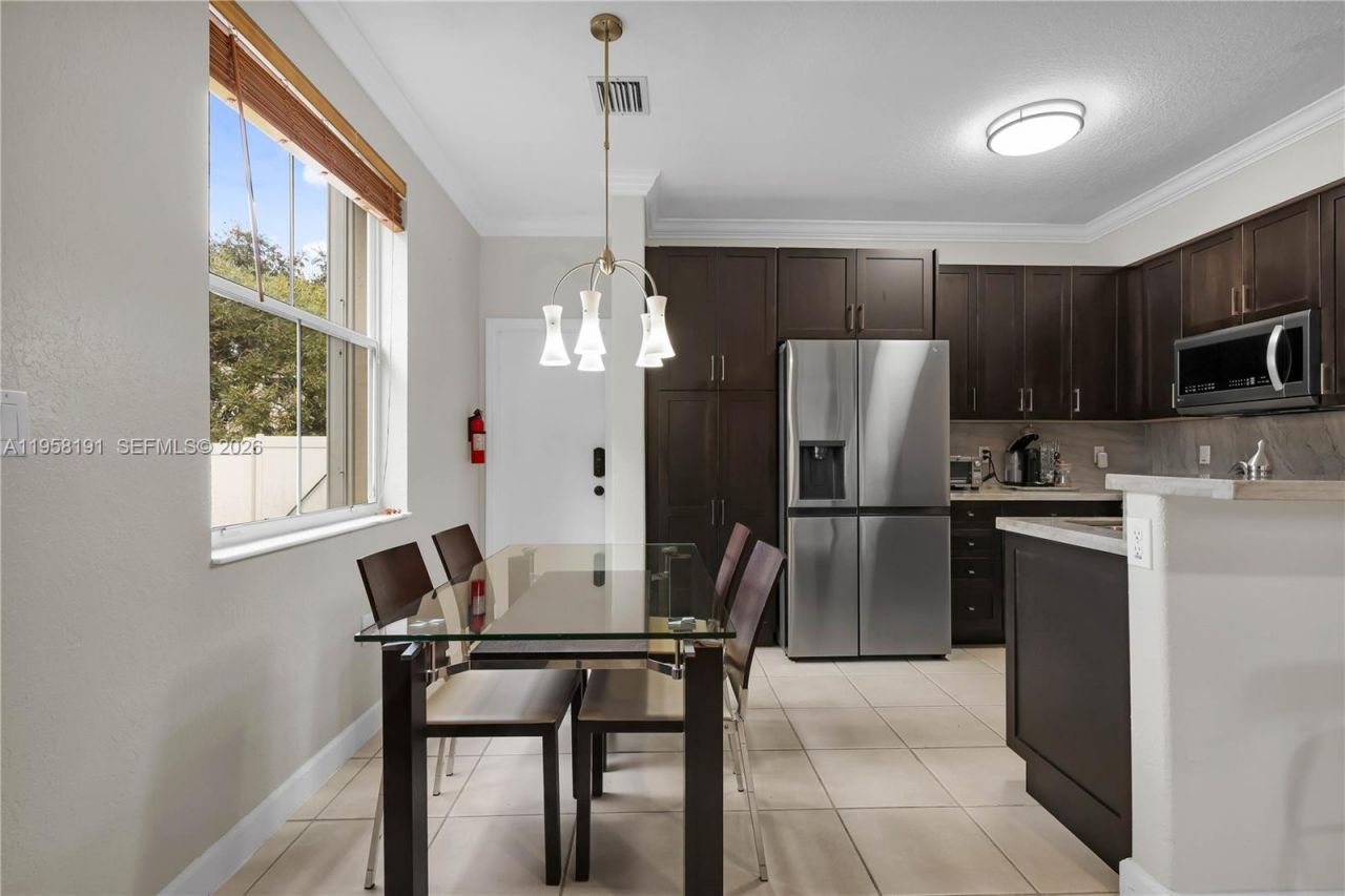 17102 SW 33rd Ct, Miramar, FL 33027 Photo