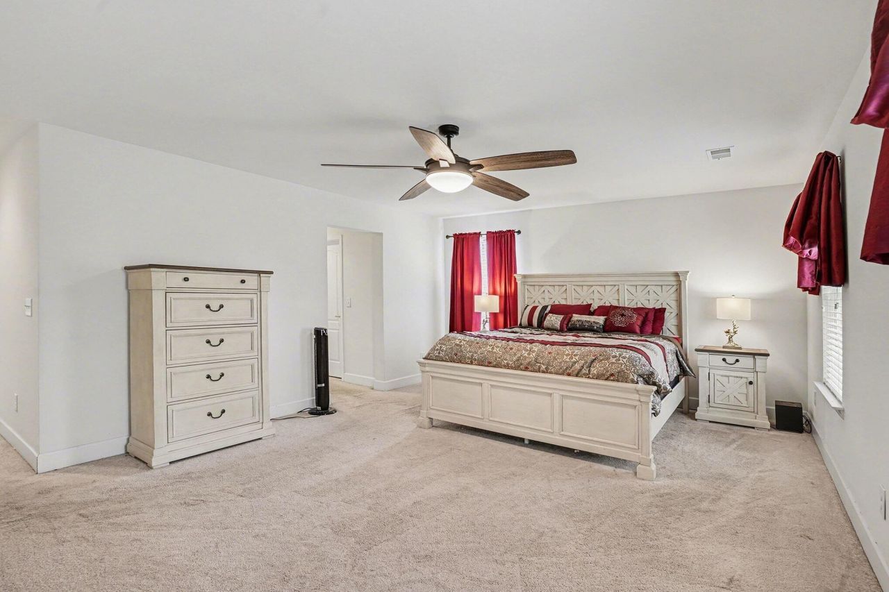 208 Buttonbush Court Photo 17