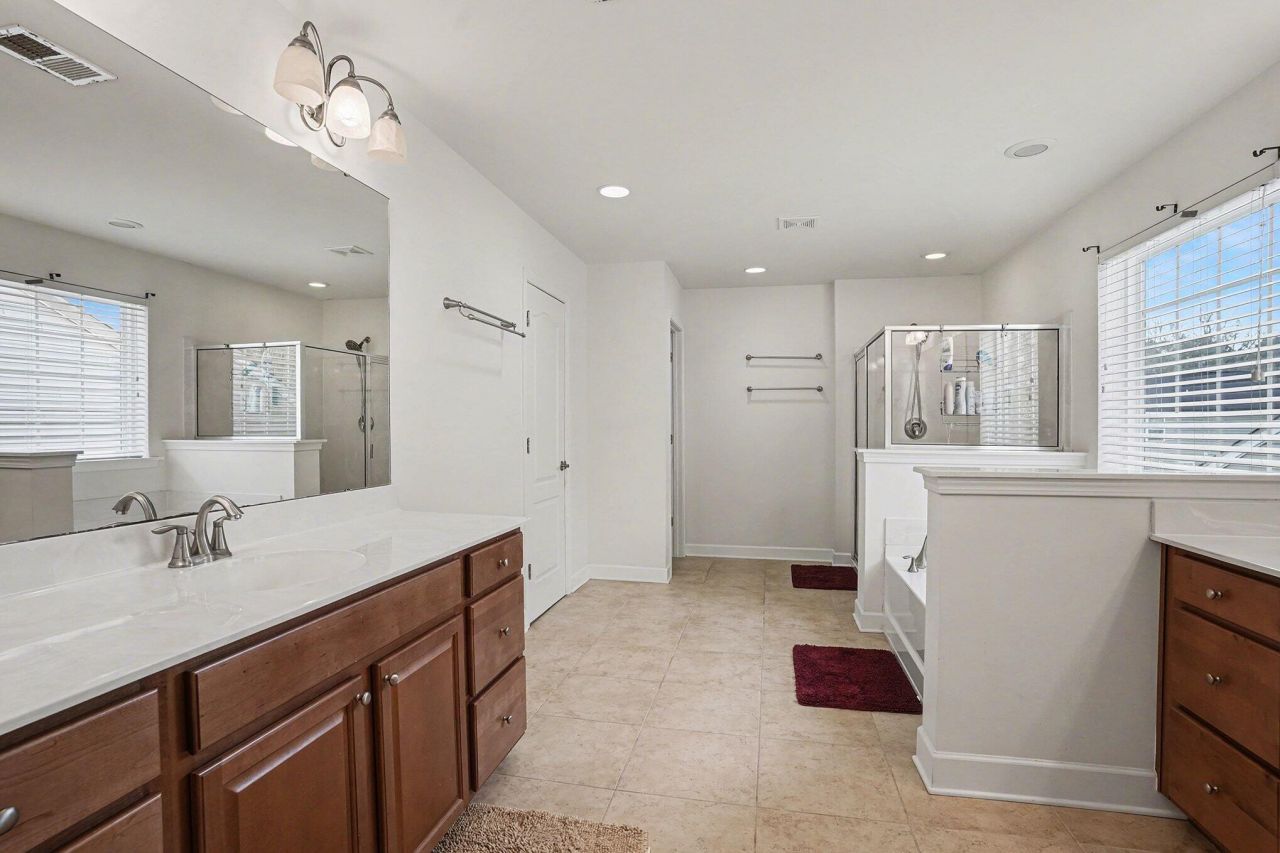 208 Buttonbush Court Photo 19