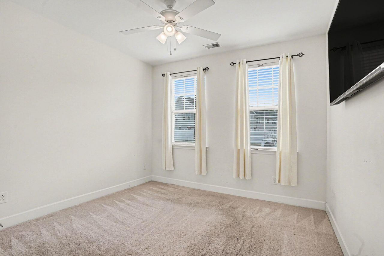 208 Buttonbush Court Photo 21