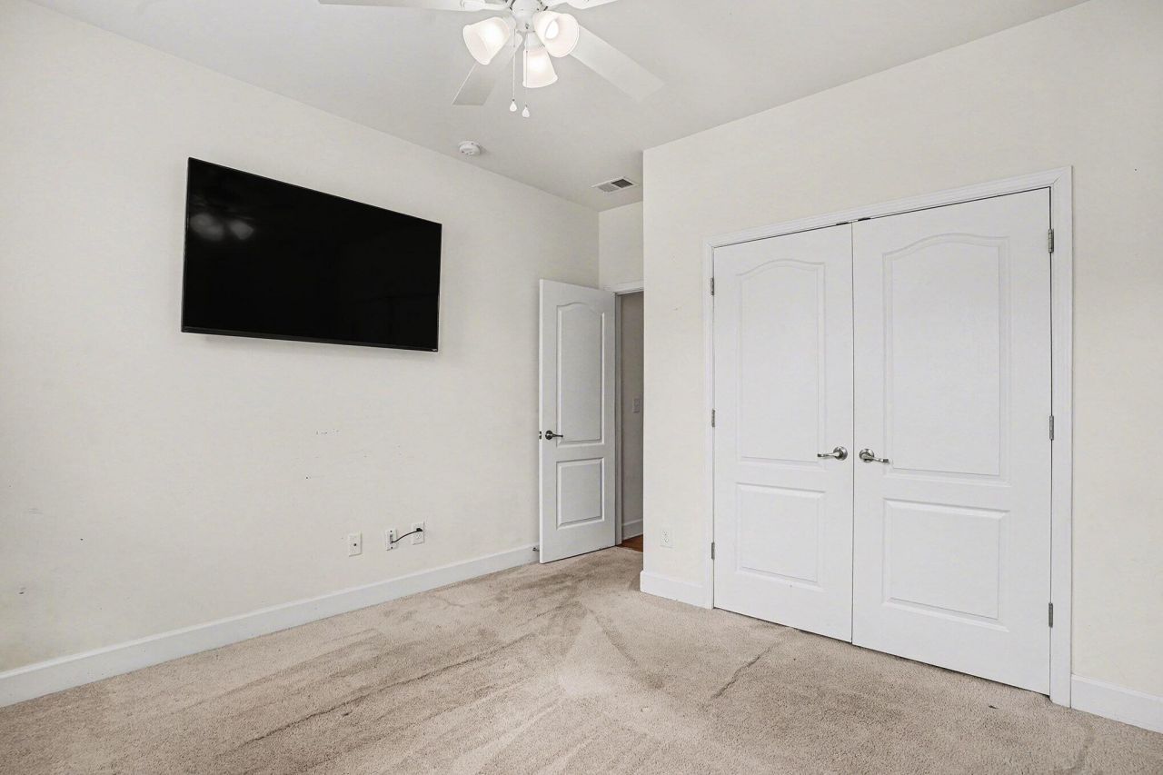 208 Buttonbush Court Photo 22