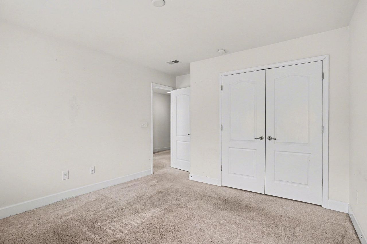 208 Buttonbush Court Photo 29