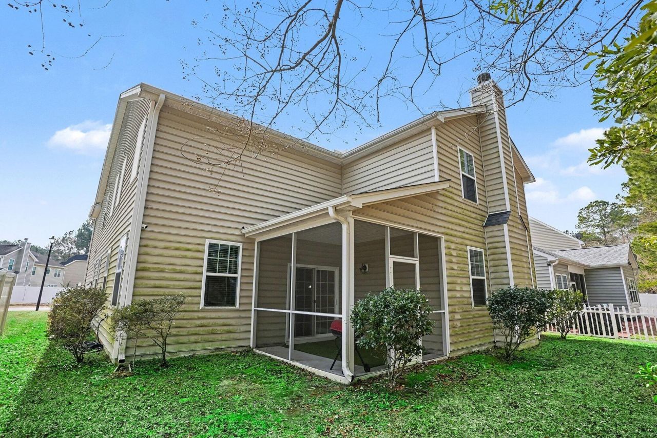 208 Buttonbush Court Photo 33