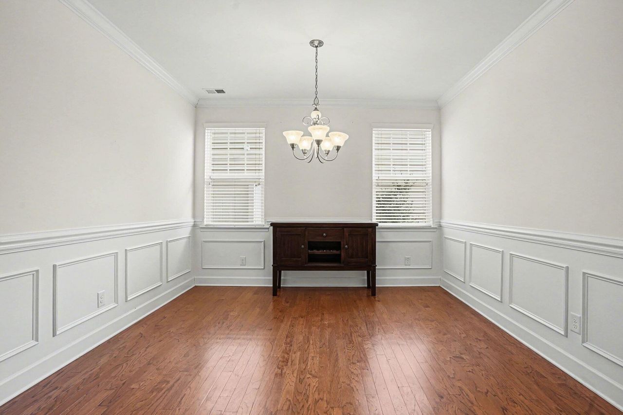 208 Buttonbush Court Photo 9