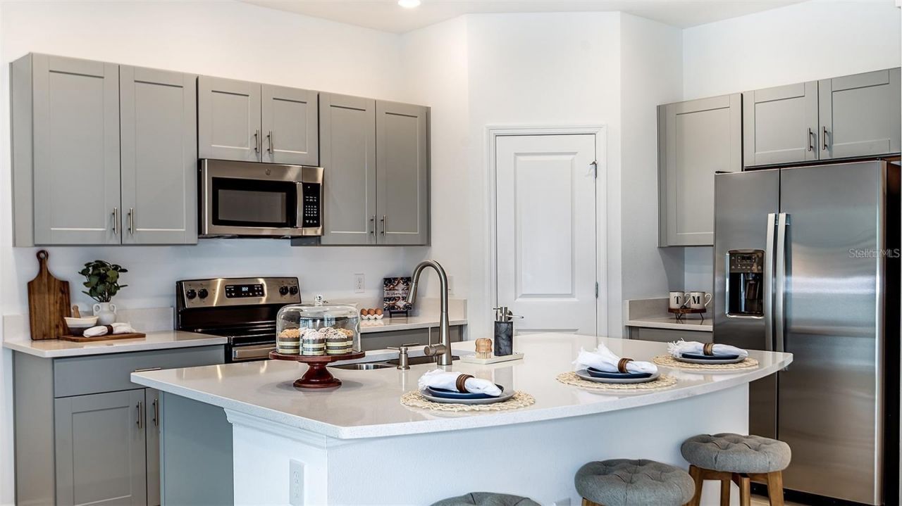 11787 Glenside Terrace, Palmetto, FL 34221 Photo