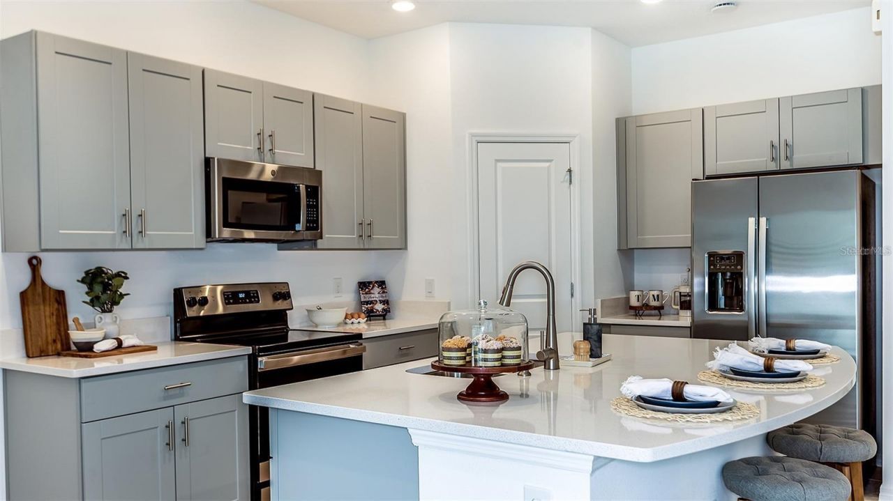 11787 Glenside Terrace, Palmetto, FL 34221 Photo