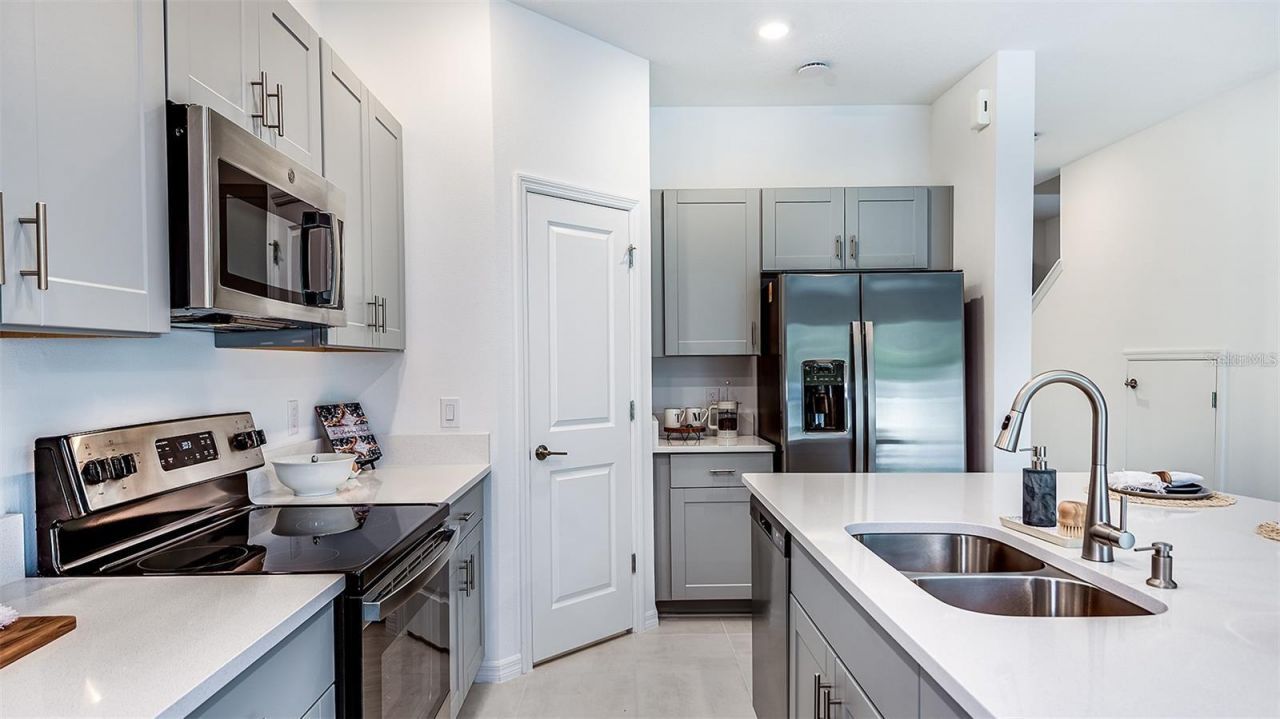 11787 Glenside Terrace, Palmetto, FL 34221 Photo