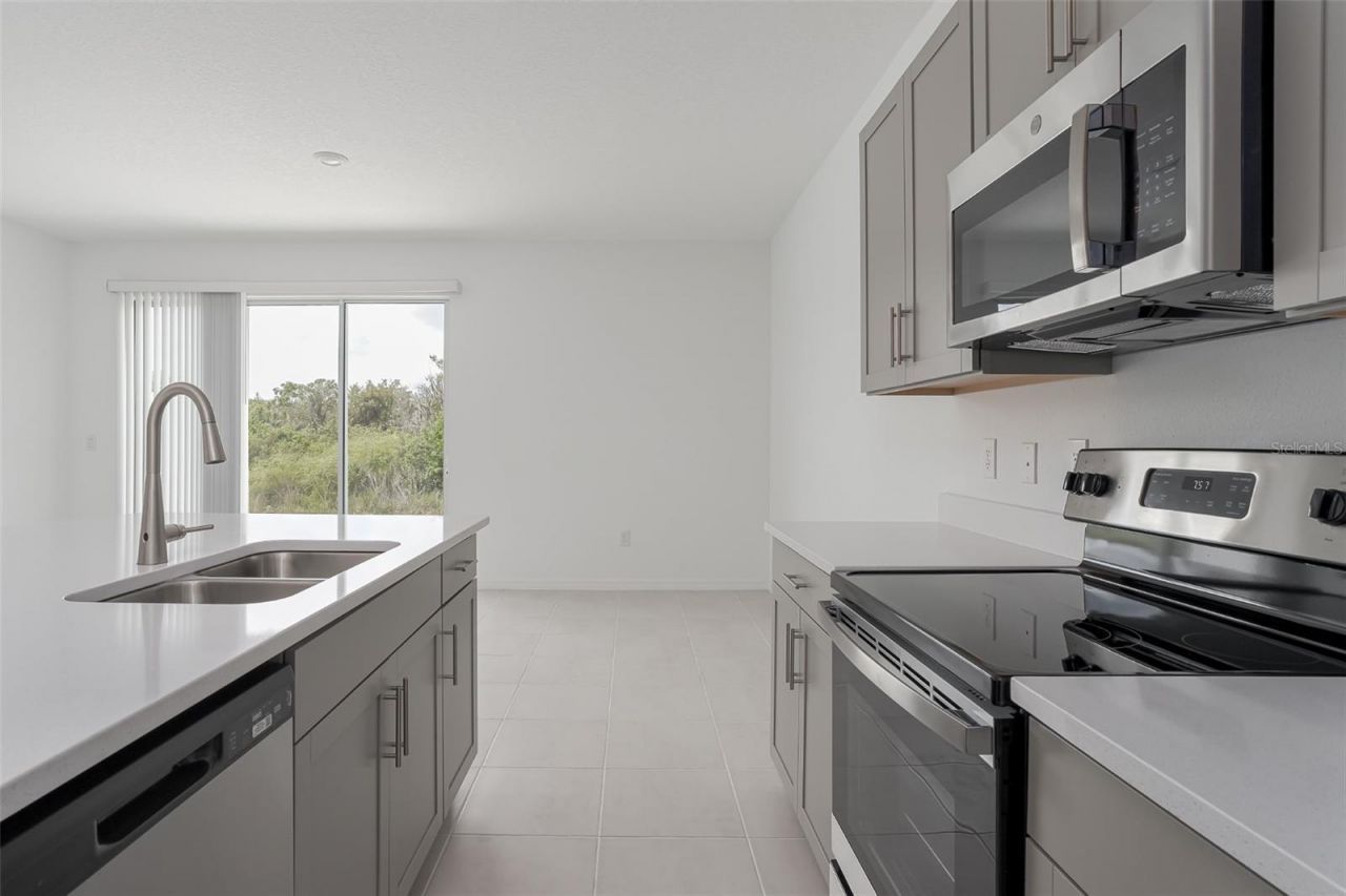 11787 Glenside Terrace, Palmetto, FL 34221 Photo