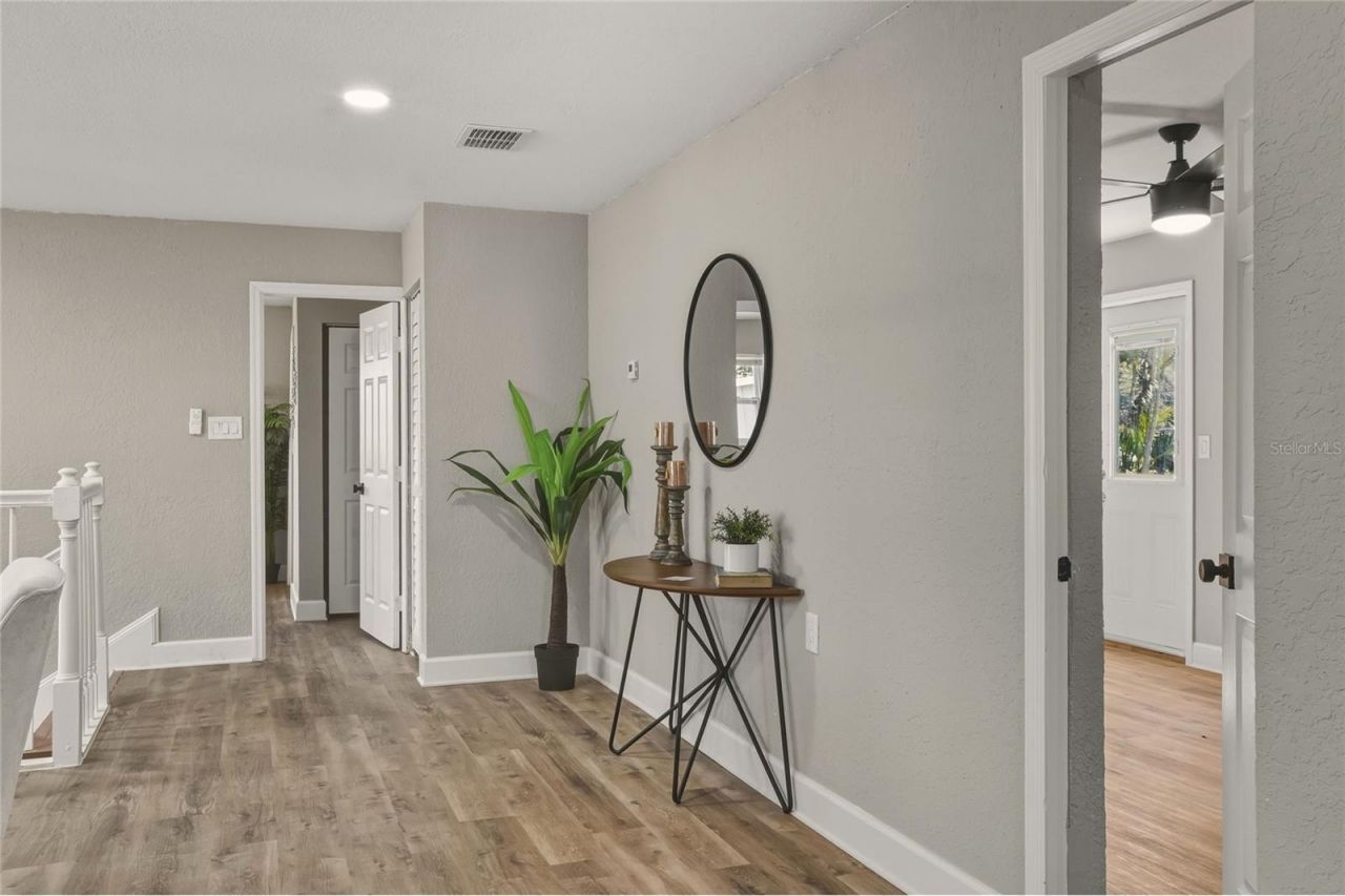 400 Patica Road Ne, Saint Petersburg, FL 33702 Photo