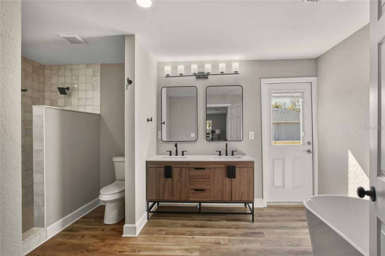 400 Patica Road Ne, Saint Petersburg, FL 33702 Photo