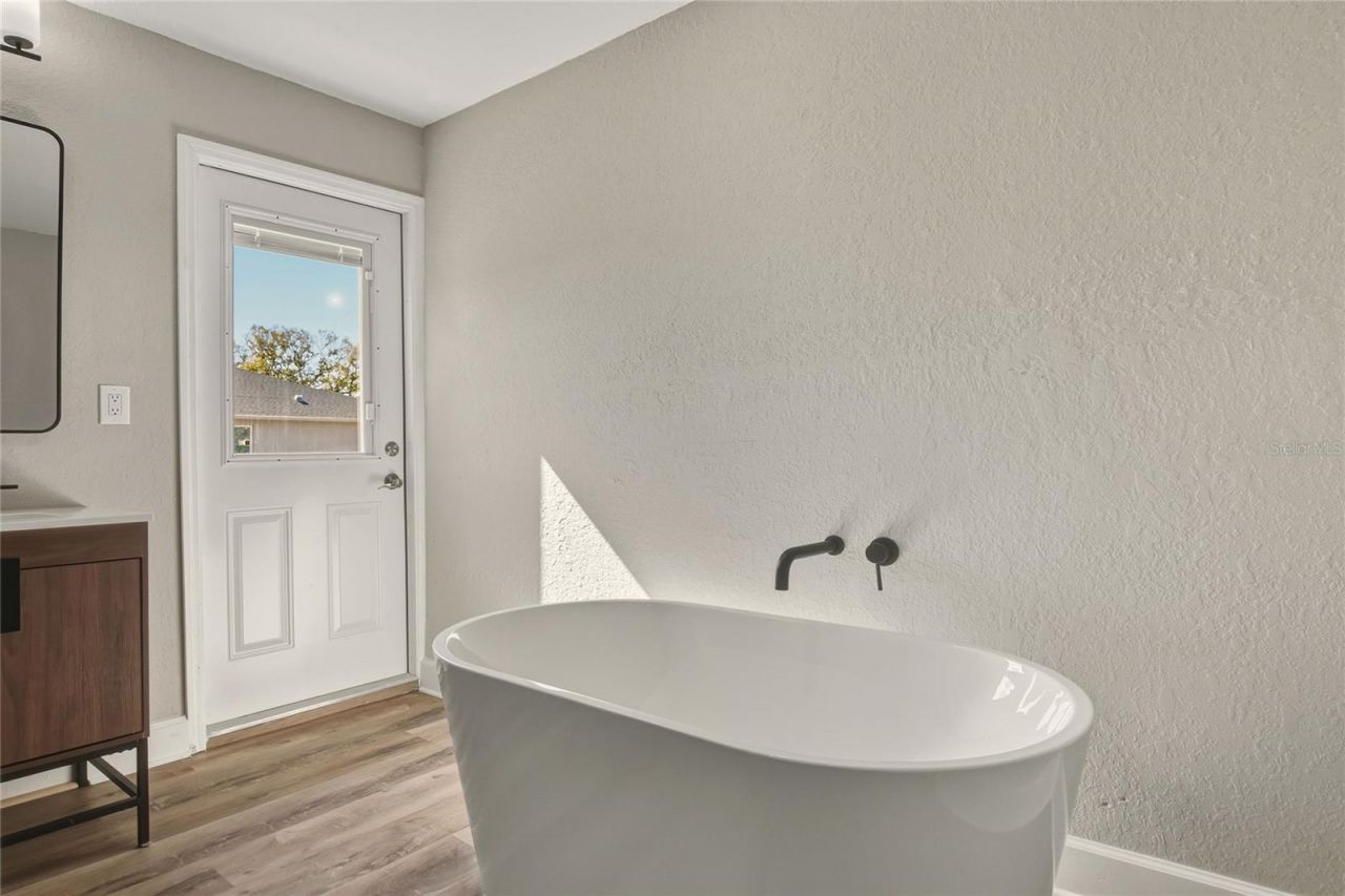 400 Patica Road Ne, Saint Petersburg, FL 33702 Photo