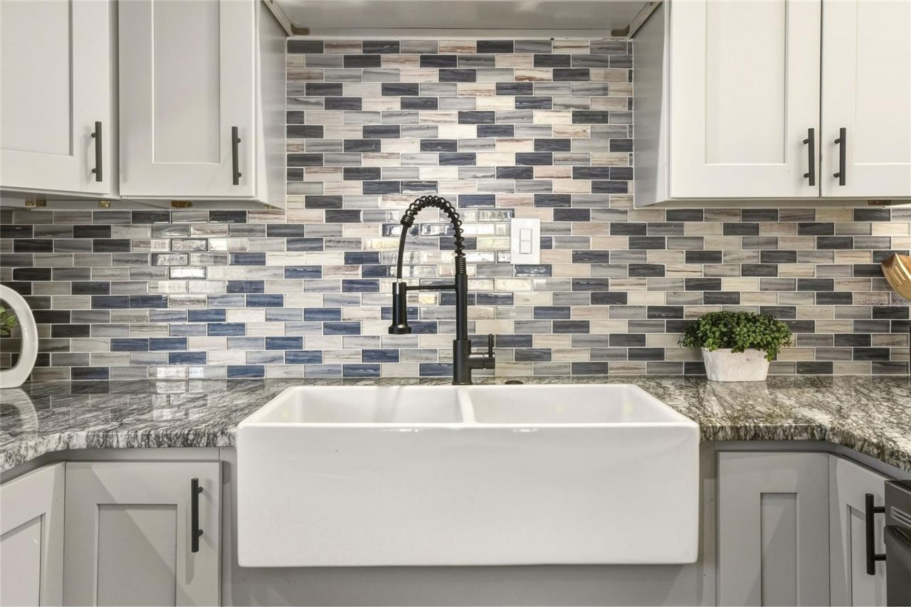 400 Patica Road Ne, Saint Petersburg, FL 33702 Photo