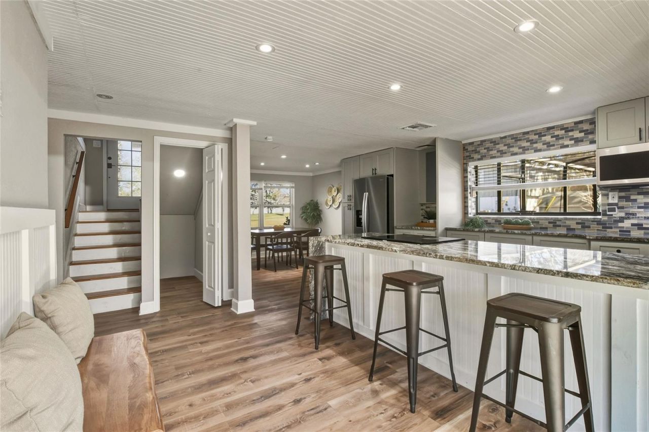 400 Patica Road Ne, Saint Petersburg, FL 33702 Photo