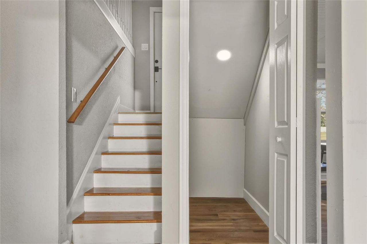 400 Patica Road Ne, Saint Petersburg, FL 33702 Photo