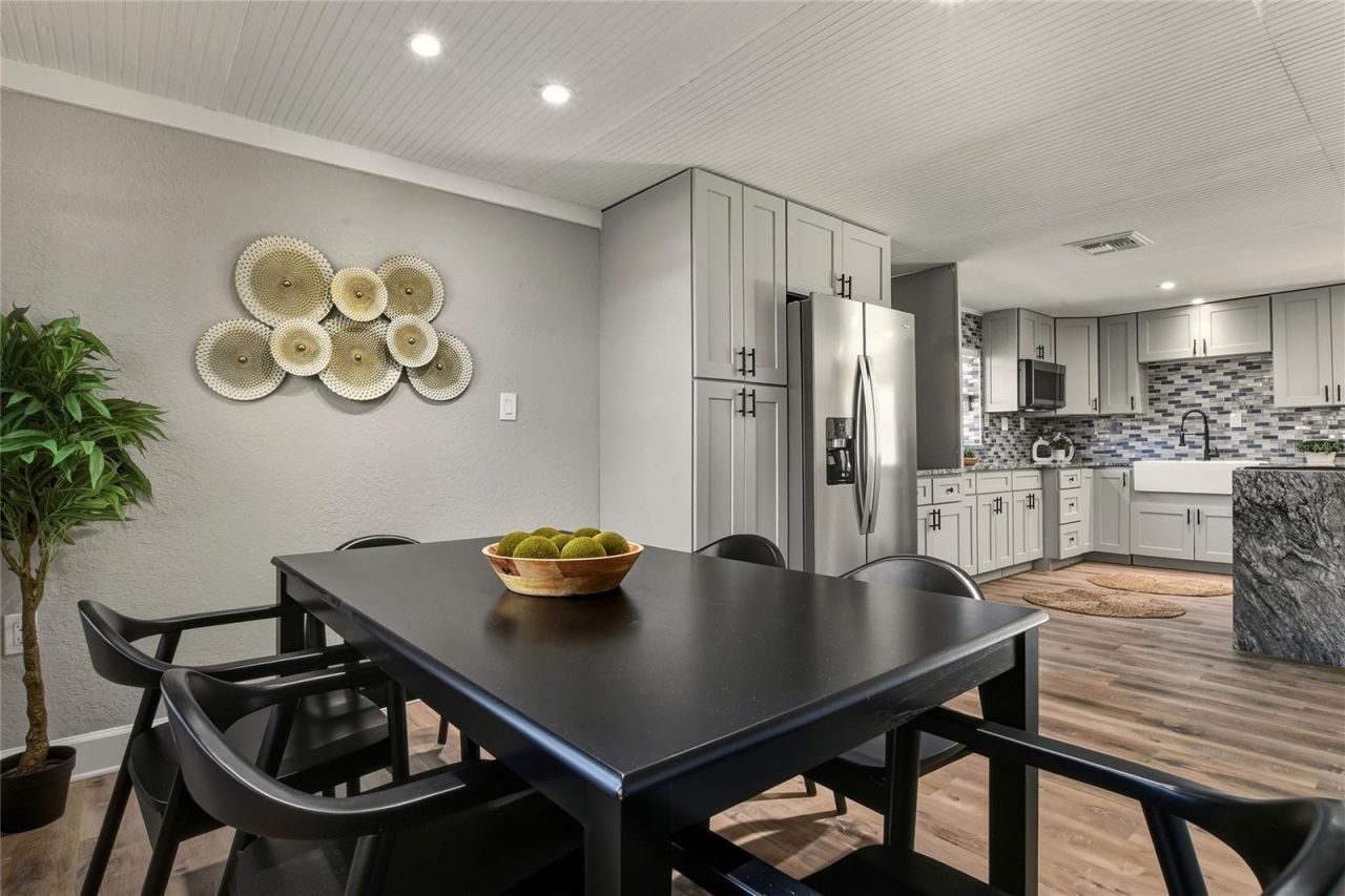 400 Patica Road Ne, Saint Petersburg, FL 33702 Photo