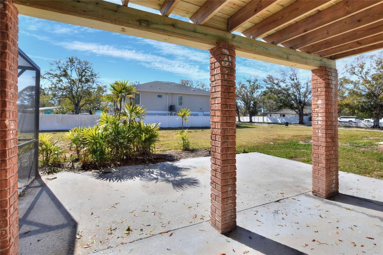 400 Patica Road Ne, Saint Petersburg, FL 33702 Photo