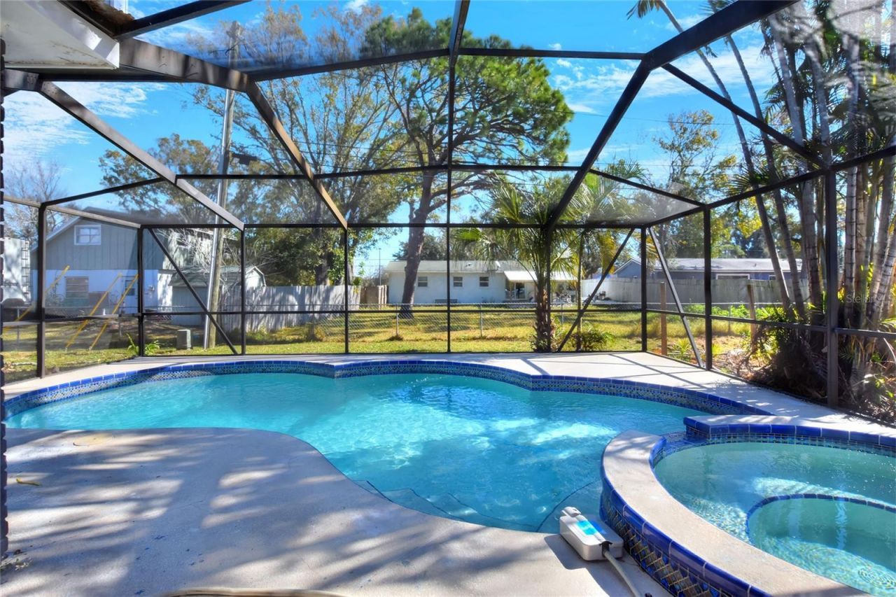 400 Patica Road Ne, Saint Petersburg, FL 33702 Photo