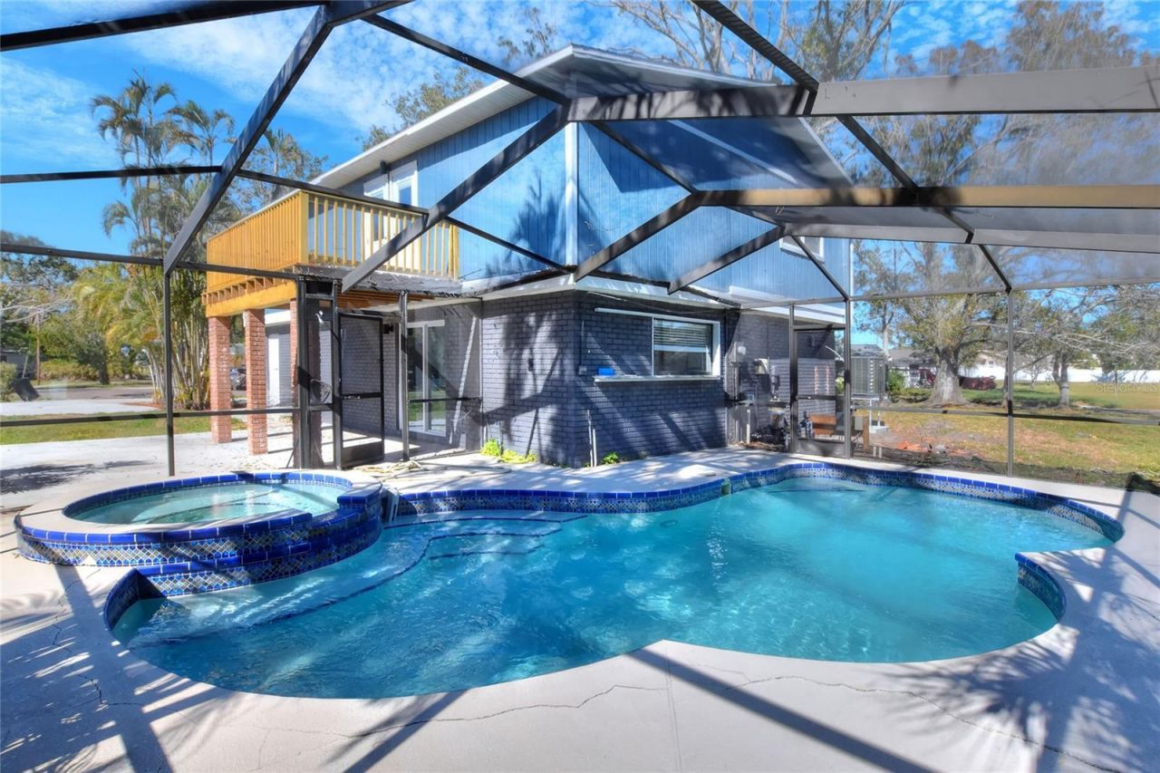 400 Patica Road Ne, Saint Petersburg, FL 33702 Photo