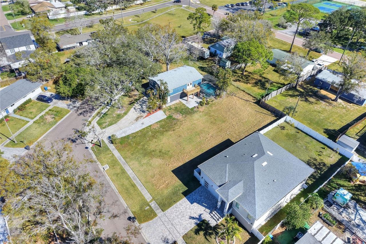 400 Patica Road Ne, Saint Petersburg, FL 33702 Photo