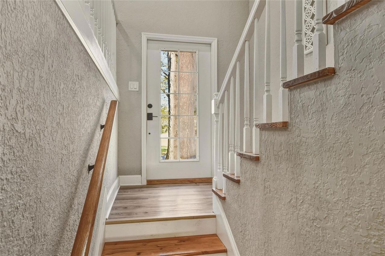 400 Patica Road Ne, Saint Petersburg, FL 33702 Photo