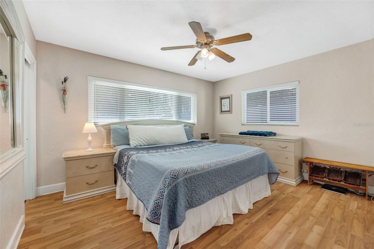 3067 Kapok Kove Drive, Clearwater, FL 33759 Photo