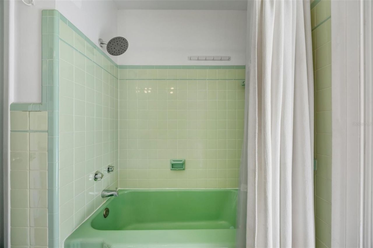 3067 Kapok Kove Drive, Clearwater, FL 33759 Photo