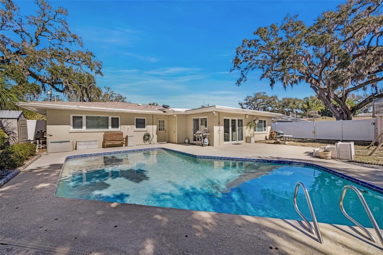 3067 Kapok Kove Drive, Clearwater, FL 33759 Photo