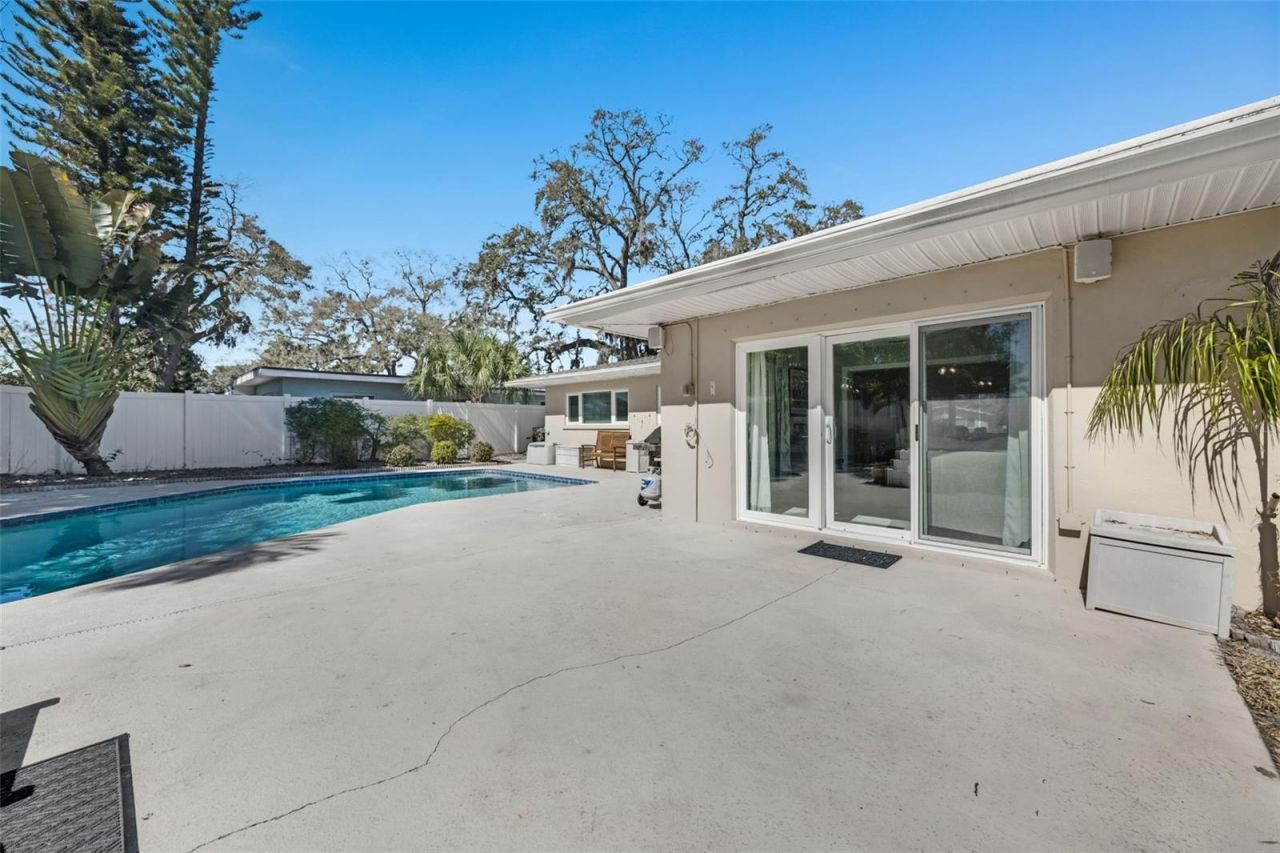 3067 Kapok Kove Drive, Clearwater, FL 33759 Photo