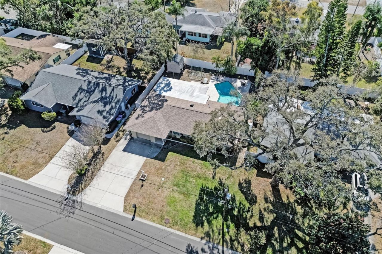 3067 Kapok Kove Drive, Clearwater, FL 33759 Photo