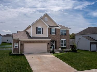 1613 Stonebury Court, Xenia, OH 45385