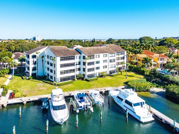 944 Oak Harbour Drive, Unit 944, Juno Beach, FL 33408