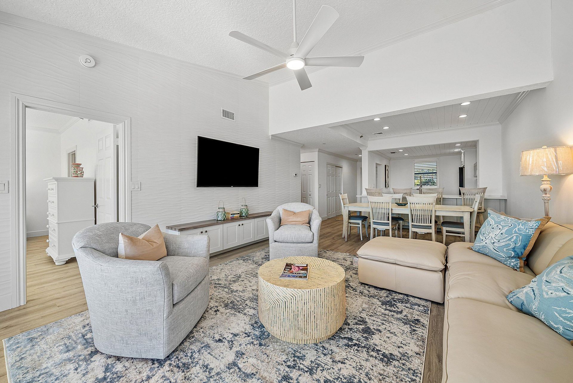 944 Oak Harbour Drive, Unit 944, Juno Beach, FL 33408 Photo