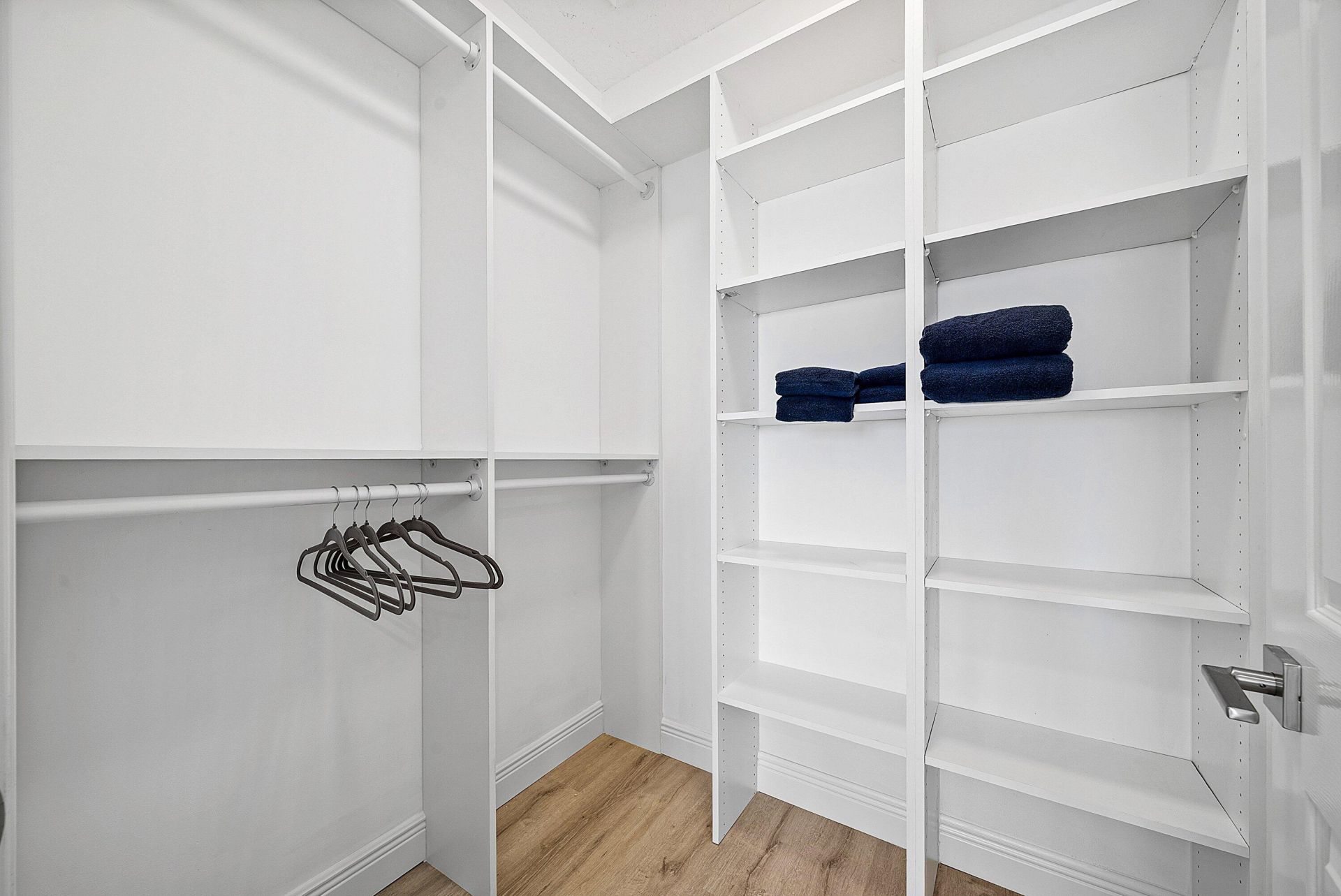 944 Oak Harbour Drive, Unit 944, Juno Beach, FL 33408 Photo