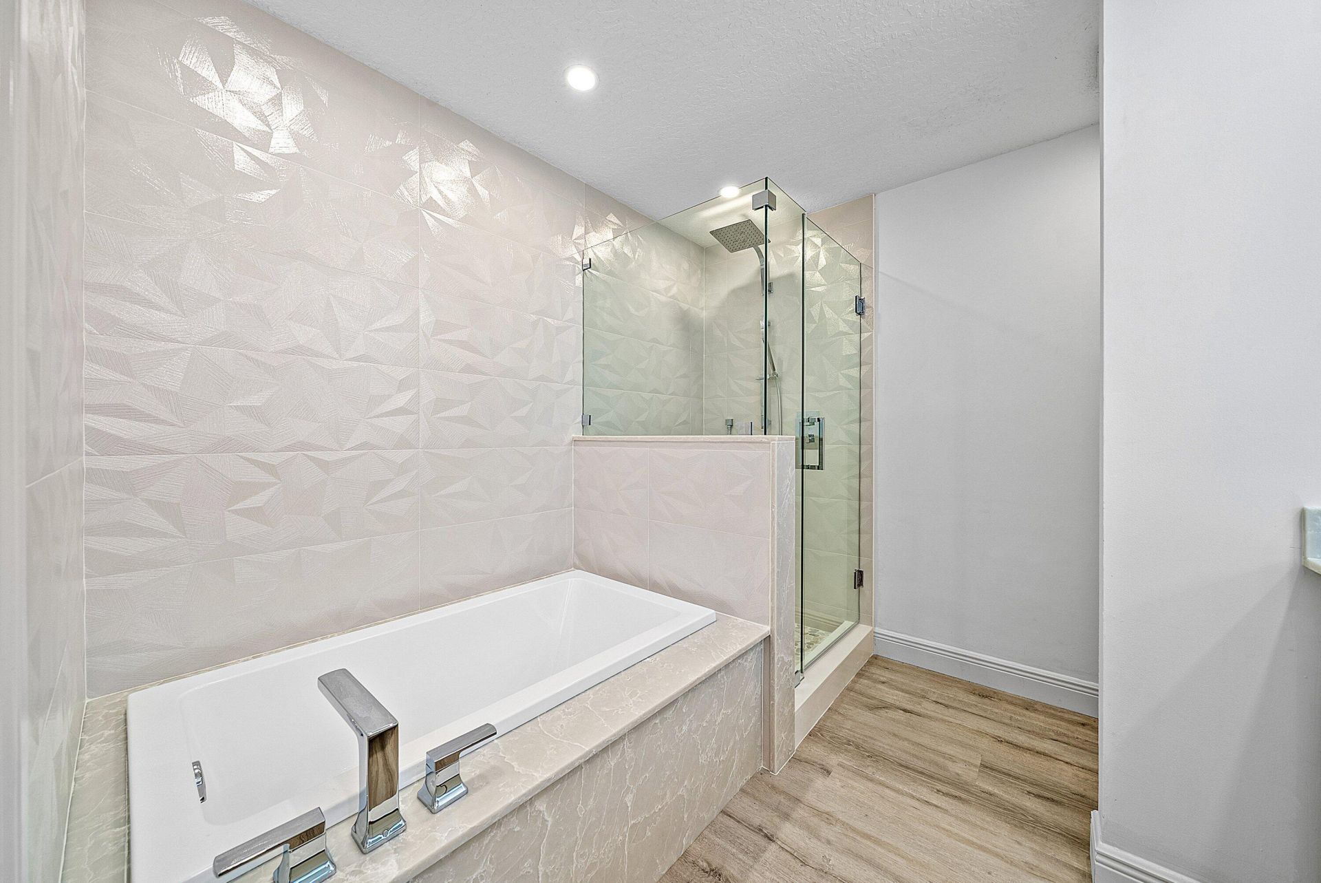 944 Oak Harbour Drive, Unit 944, Juno Beach, FL 33408 Photo