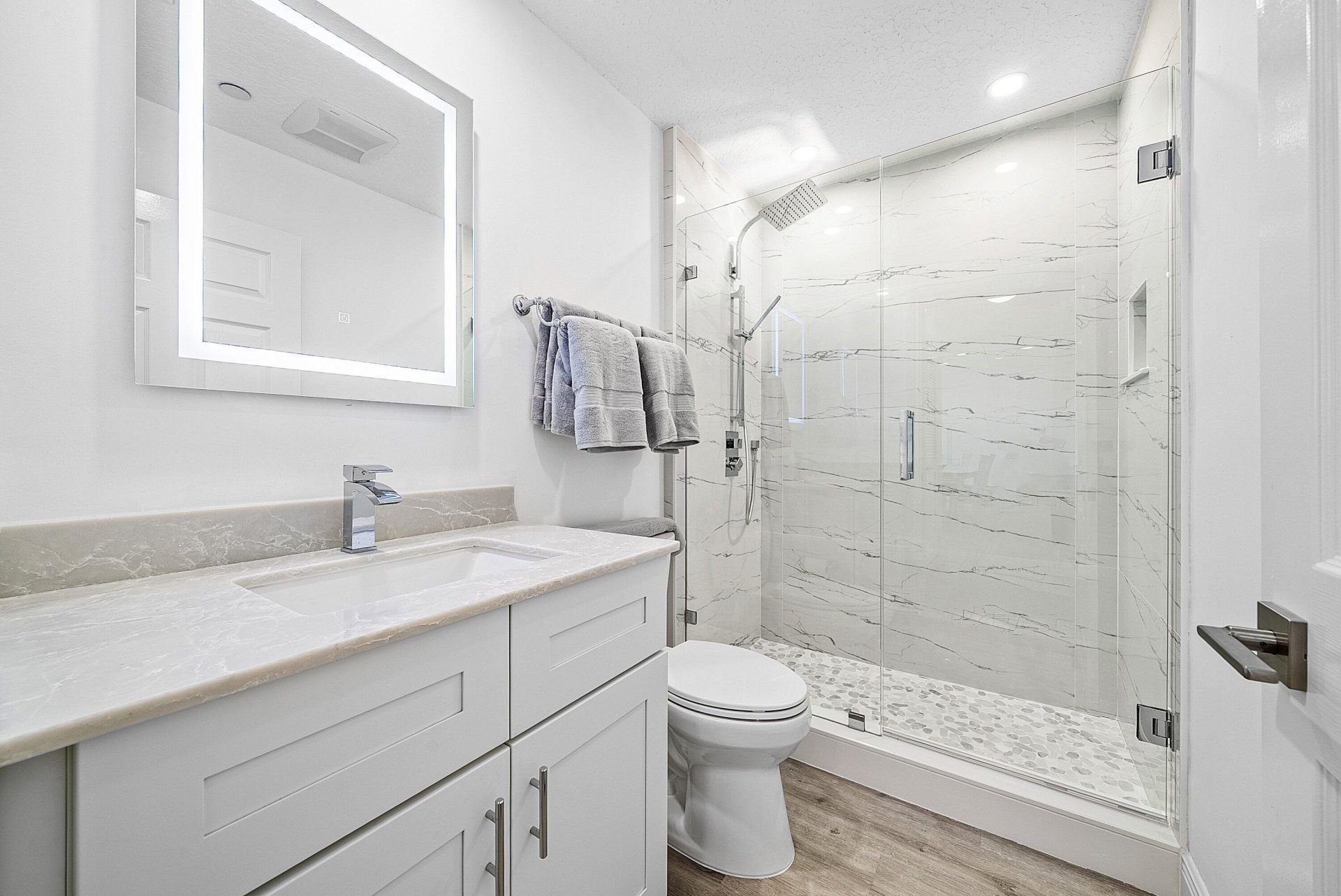 944 Oak Harbour Drive, Unit 944, Juno Beach, FL 33408 Photo