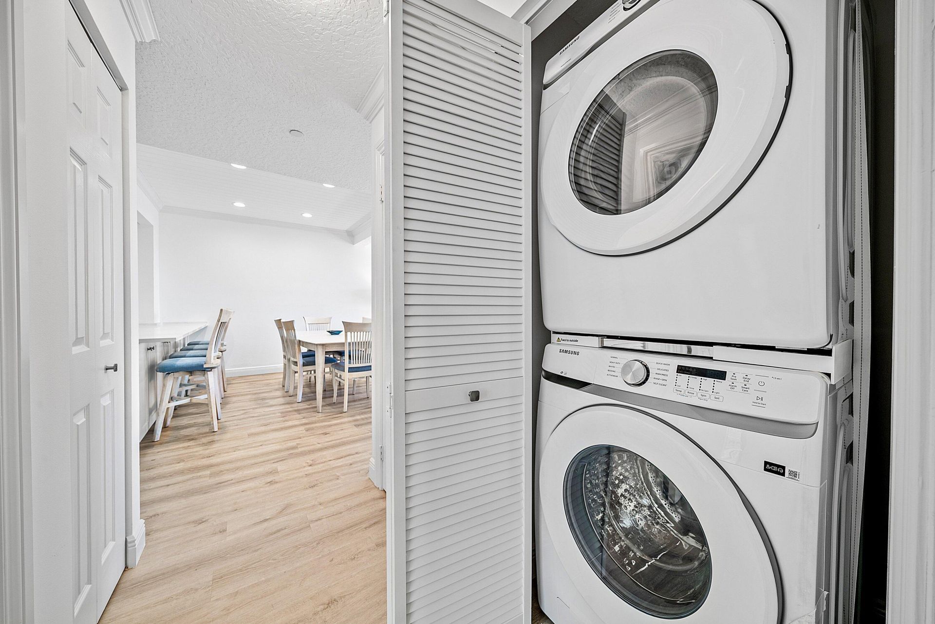 944 Oak Harbour Drive, Unit 944, Juno Beach, FL 33408 Photo