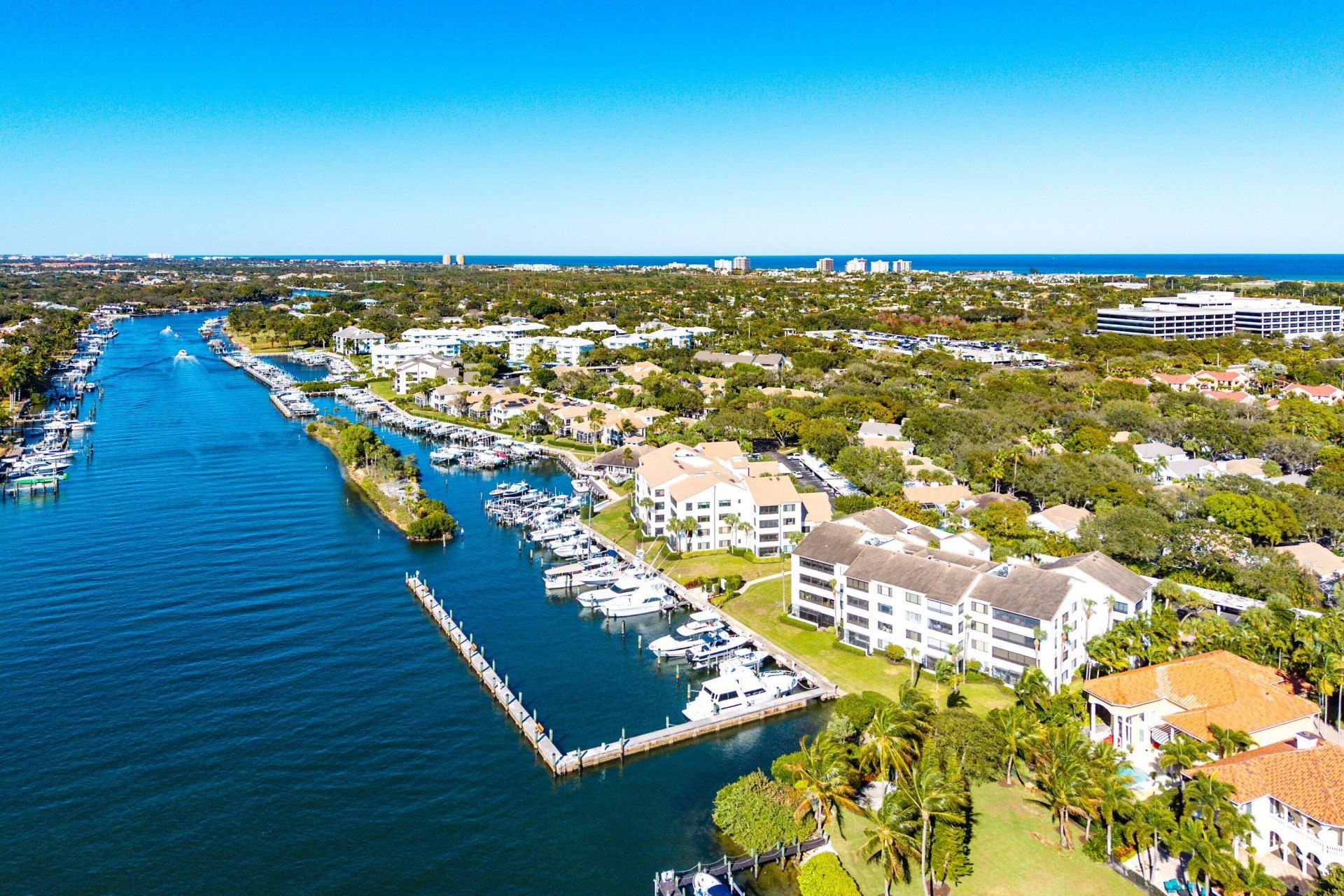 944 Oak Harbour Drive, Unit 944, Juno Beach, FL 33408 Photo