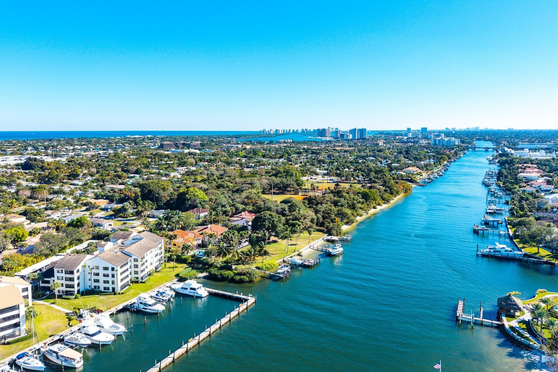 944 Oak Harbour Drive, Unit 944, Juno Beach, FL 33408 Photo